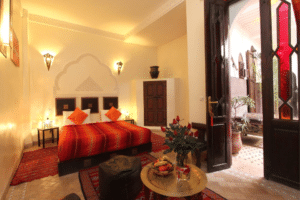 Transfert de l'aéroport de Marrakech à un hôtel / riad situé à 15-20 km